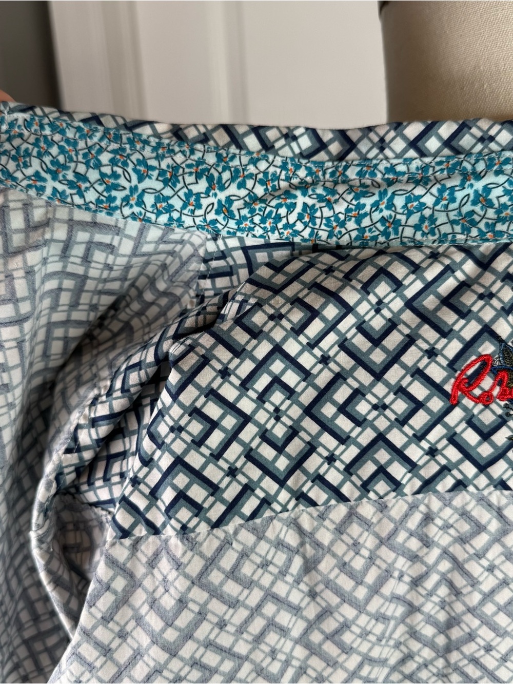 Robert Graham Classic Fit XL Geometric Print Button Down Shirt Blue Teal - Picture 16 of 16